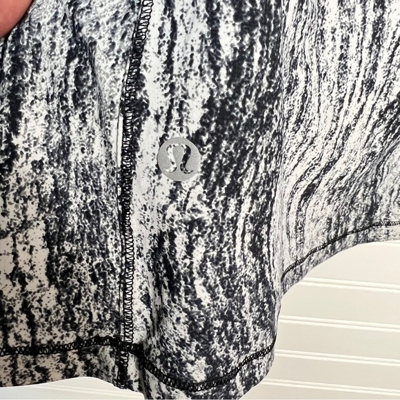 Lululemon Women’s Runbeam Hoodie In Texture Twist White Black *No Size Dot sz 6 - Picture 7 of 11